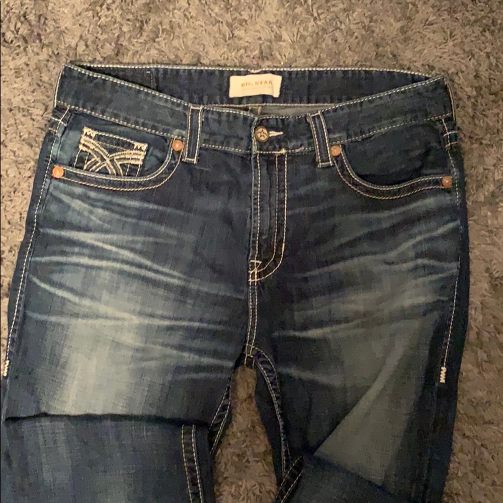 Big Star men’s boot cut jeans.